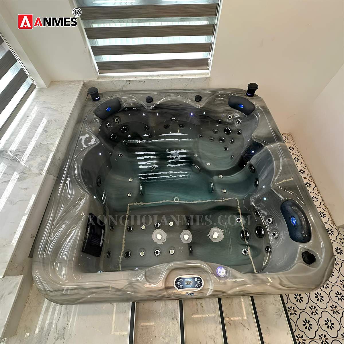 Bể Sục Jacuzzi Nhập Khẩu Neva