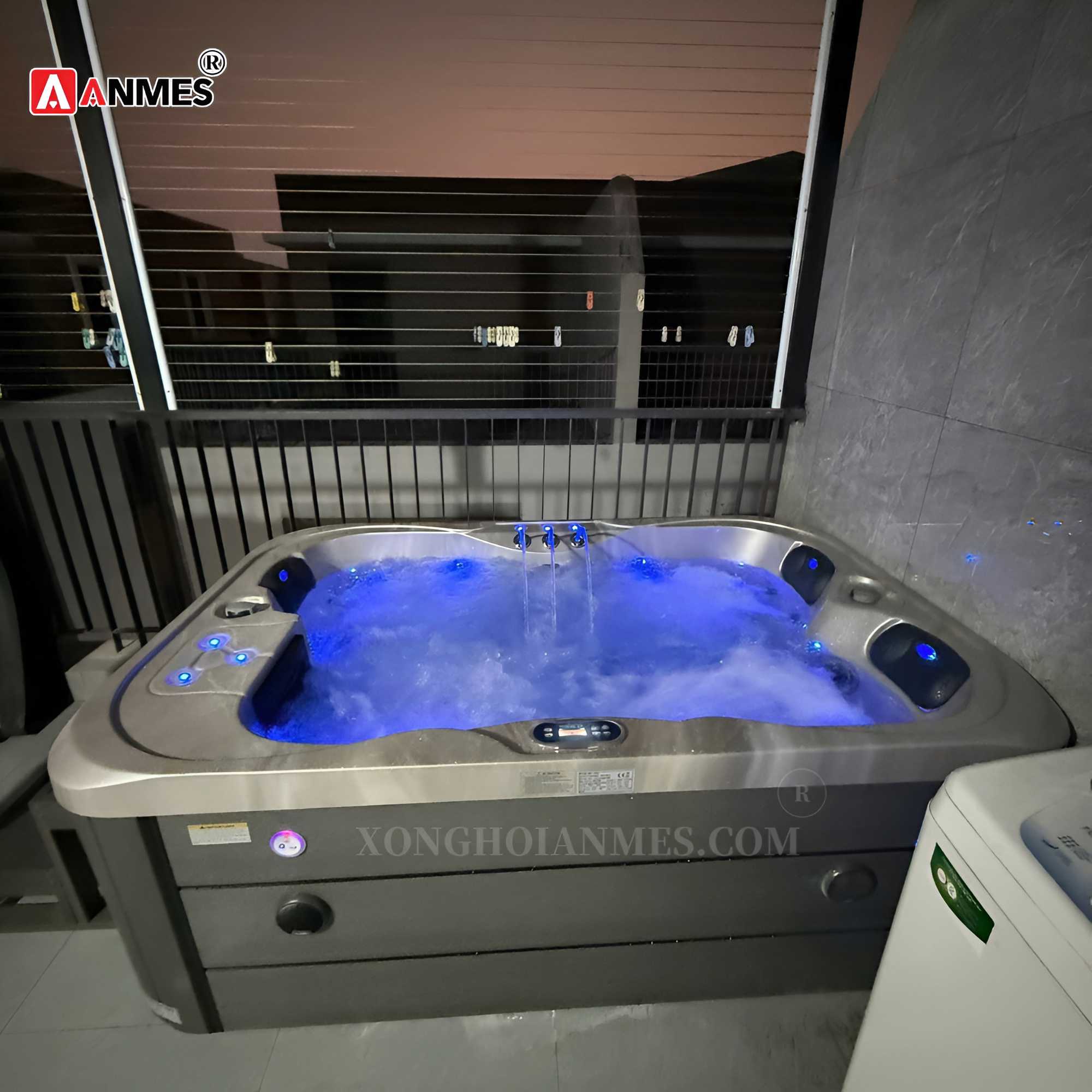 Hệ thống bảng điều khiển hiện đại, mạnh m