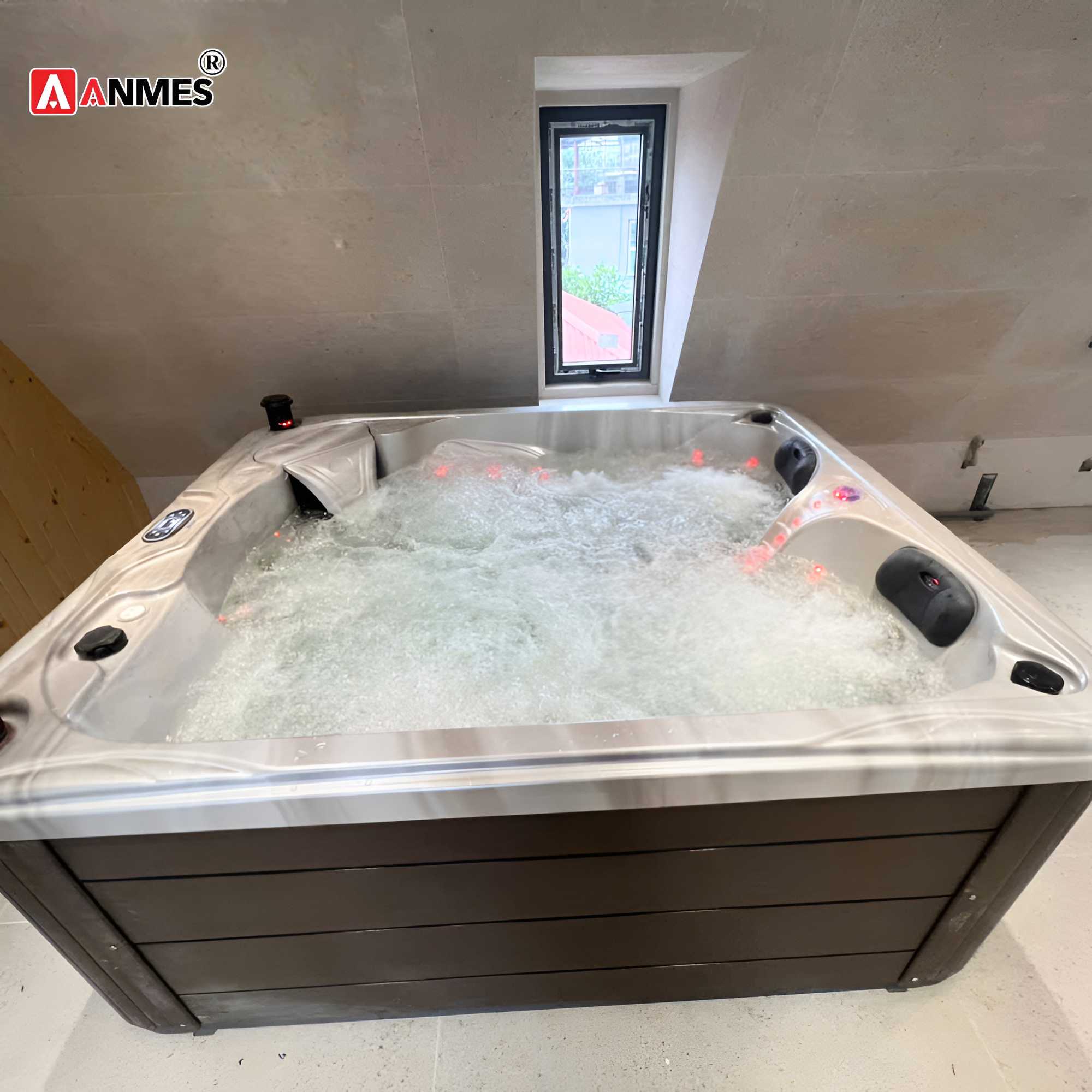 Lắp đặt bể sục jacuzzi nhập khẩu tại homestay cao cấp