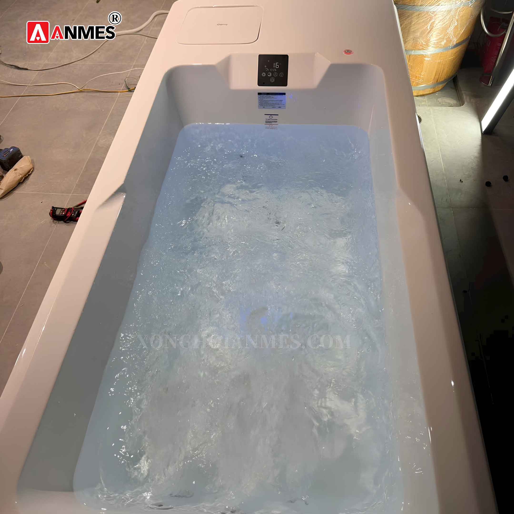 Hệ thống cảm biến nhiệt độ thông minh của bồn ngâm lạnh
