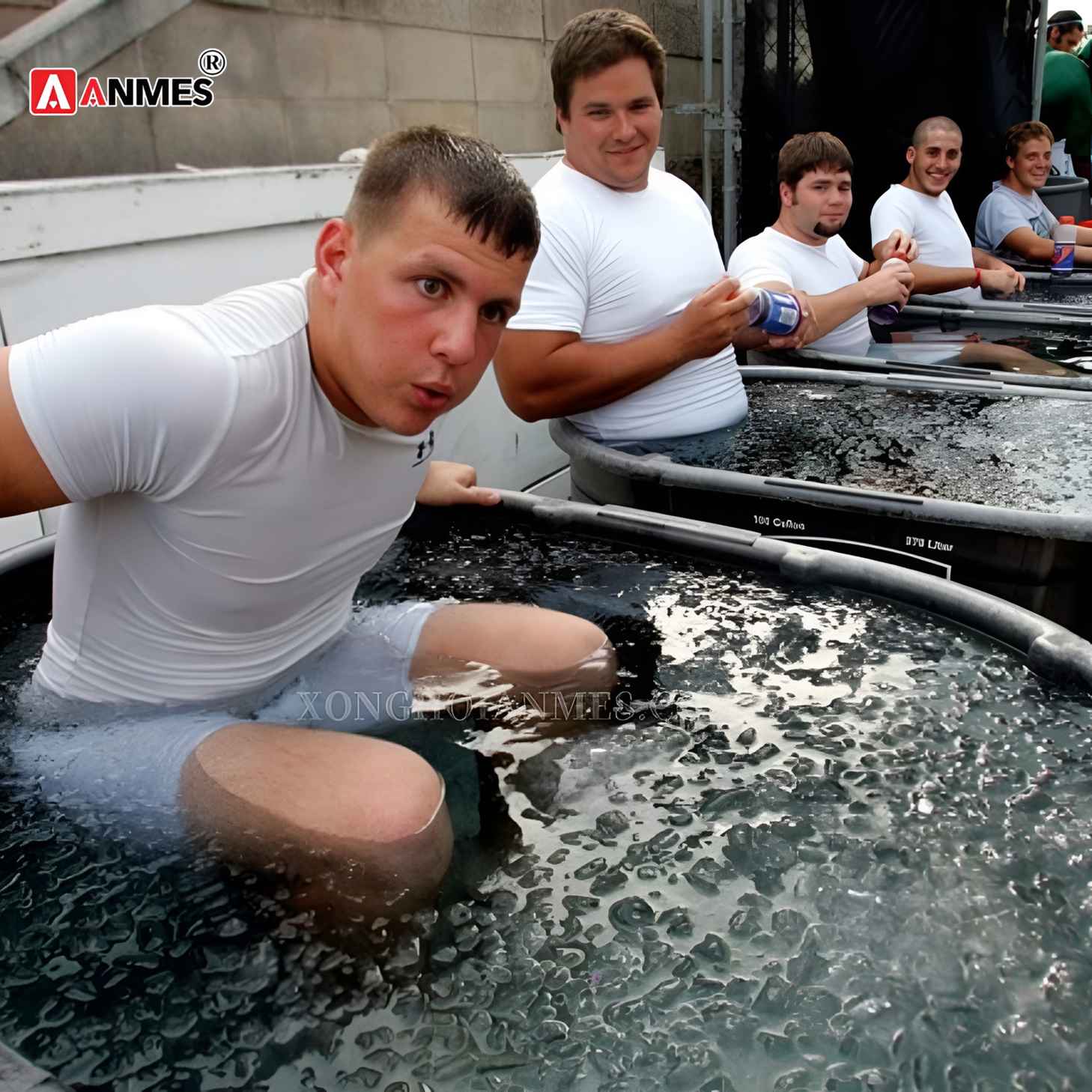 Thùng ngâm đá chuyên d