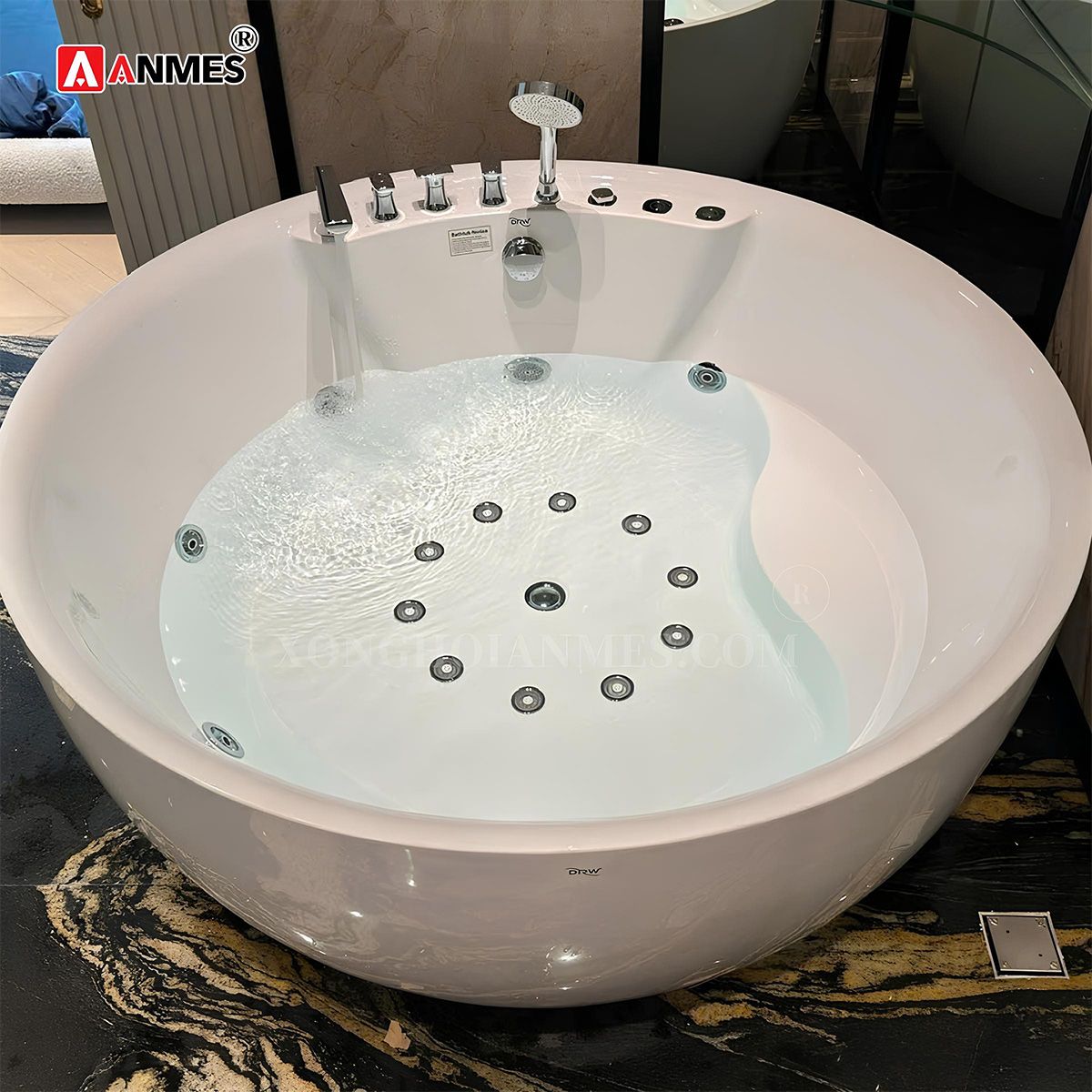 Bồn tắm massage Visa