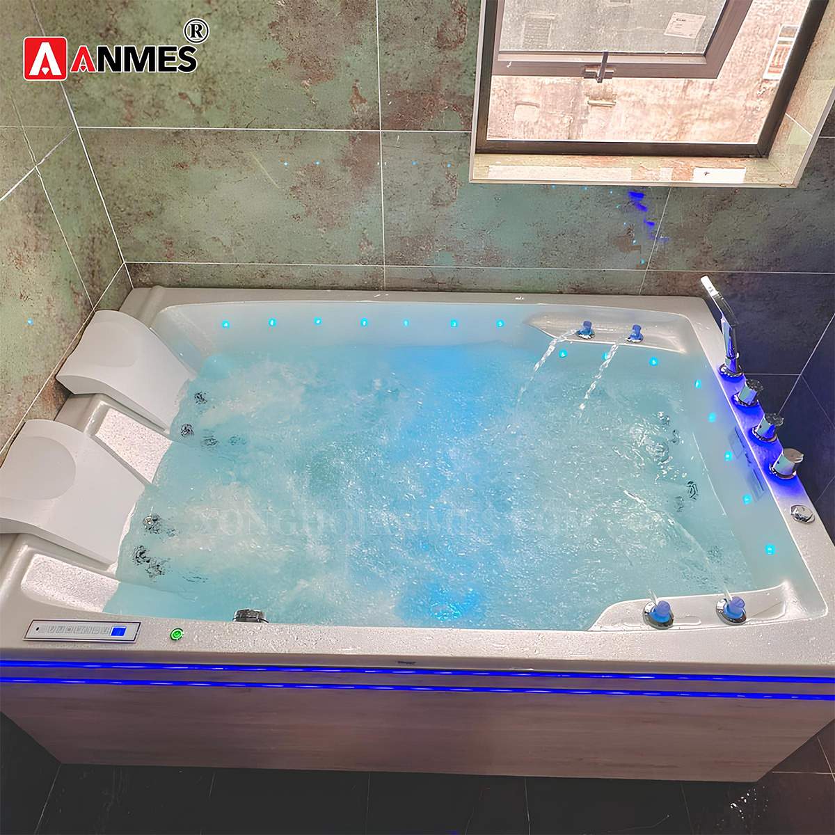 Bồn tắm massage acrylic đôi diện mạo đẹp mắt
