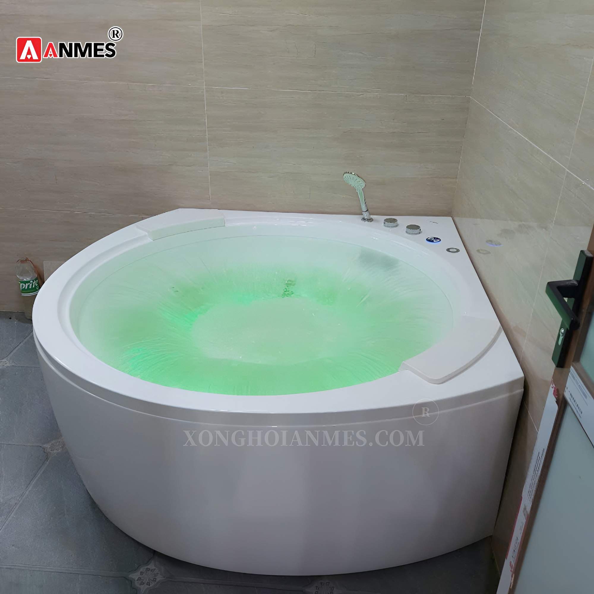 Lắp đặt bồn tắm massage Gemy G9537 tại chung cư Hà Nội