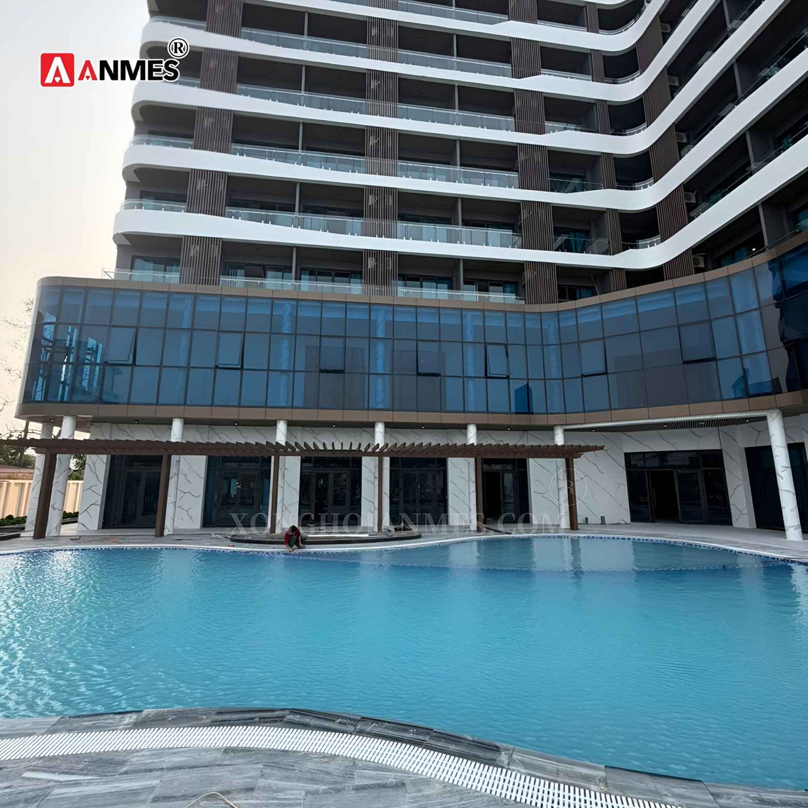 Anmes - Đơn vị chuyên cung cấp, lắp đặt thanh thoát tràn bể bơi AQ chính hãng, giá tốt 