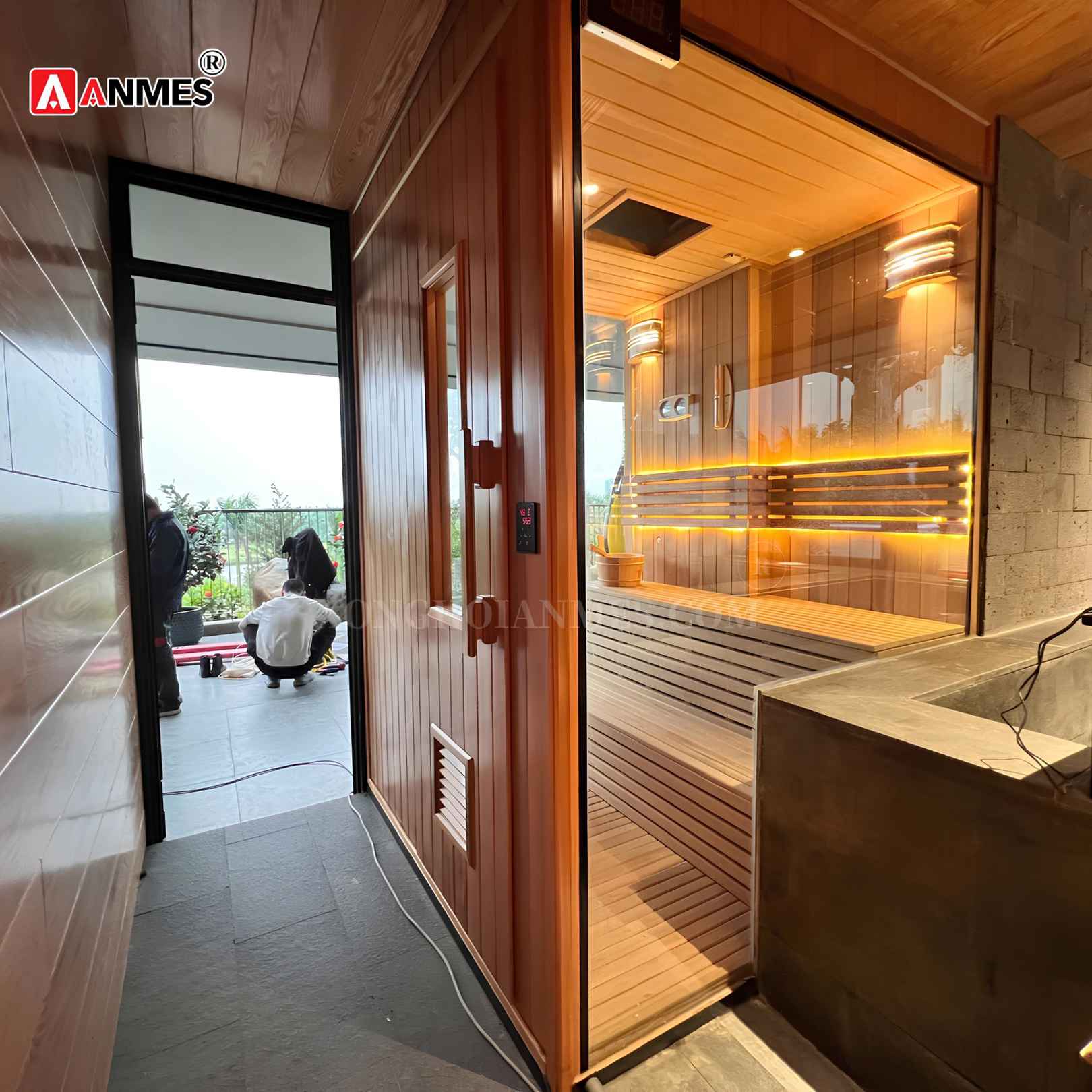 Thiết kế phòng xông hơi khô gỗ tuyết tùng Canada