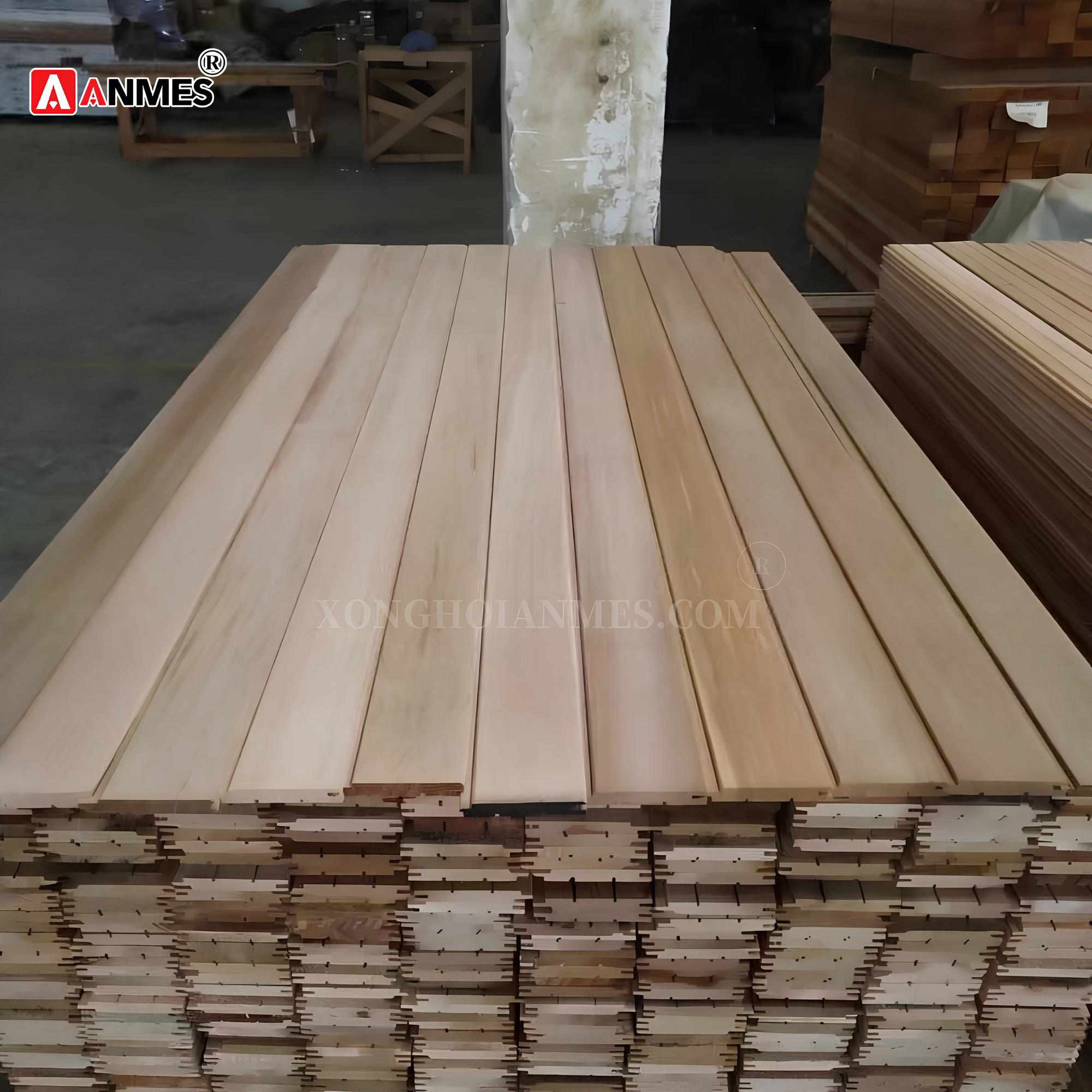 Gỗ tuyết tùng là gì? Ứng dụng gỗ tuyết tùng lắp đặt phòng xông khô