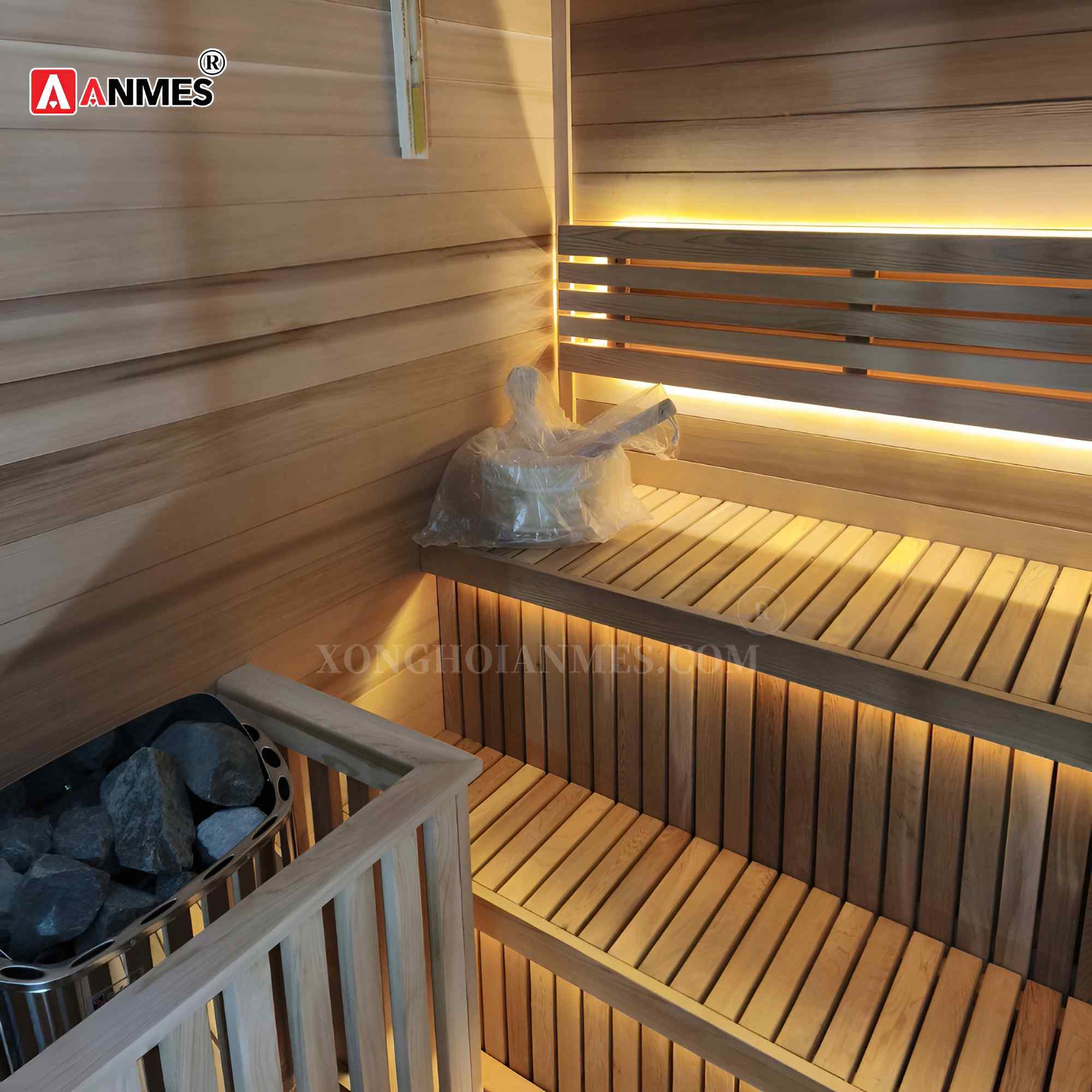 Ứng dụng gỗ tuyết tùng trong lắp đặt phòng xông khô