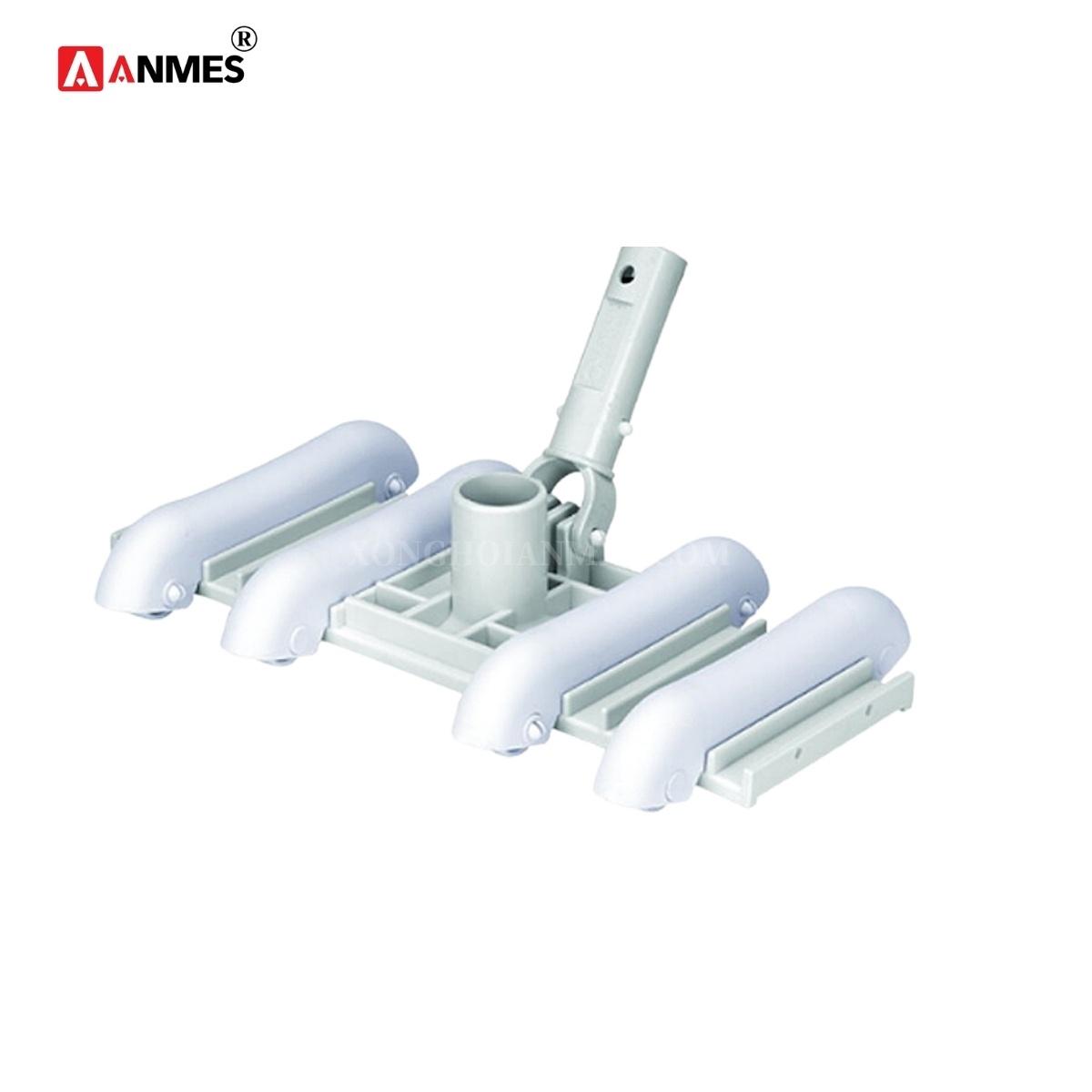 Cấu Tạo Và Thiết Kế Của Bàn Hút Vệ Sinh Bể Bơi Emaux CE