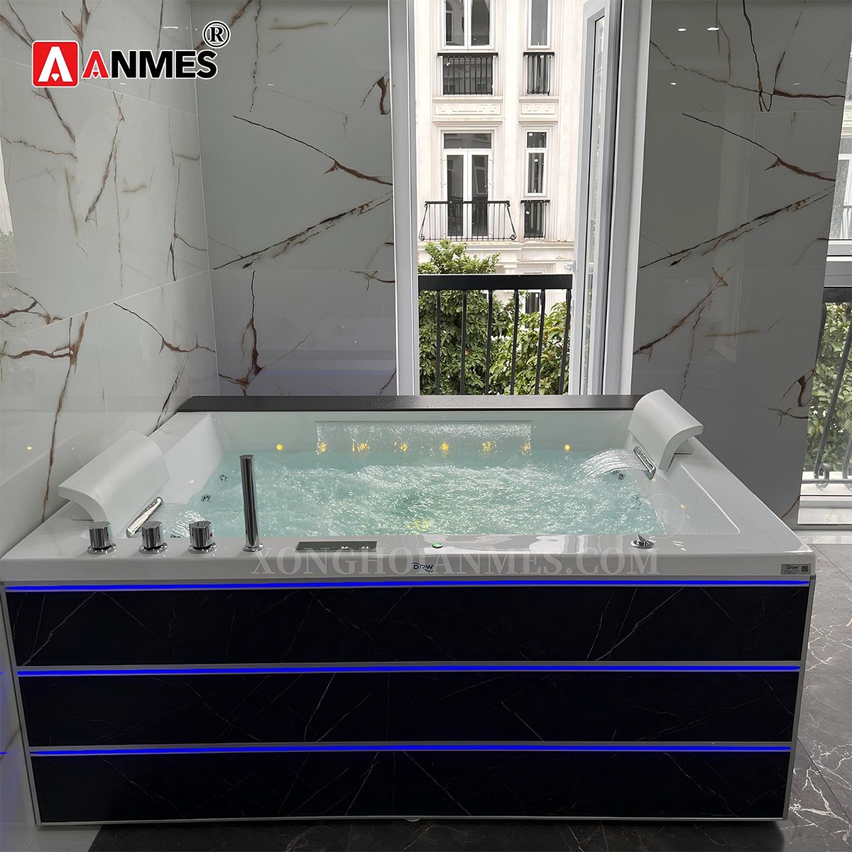 Chuẩn bị mặt bằng lắp đặt bồn tắm