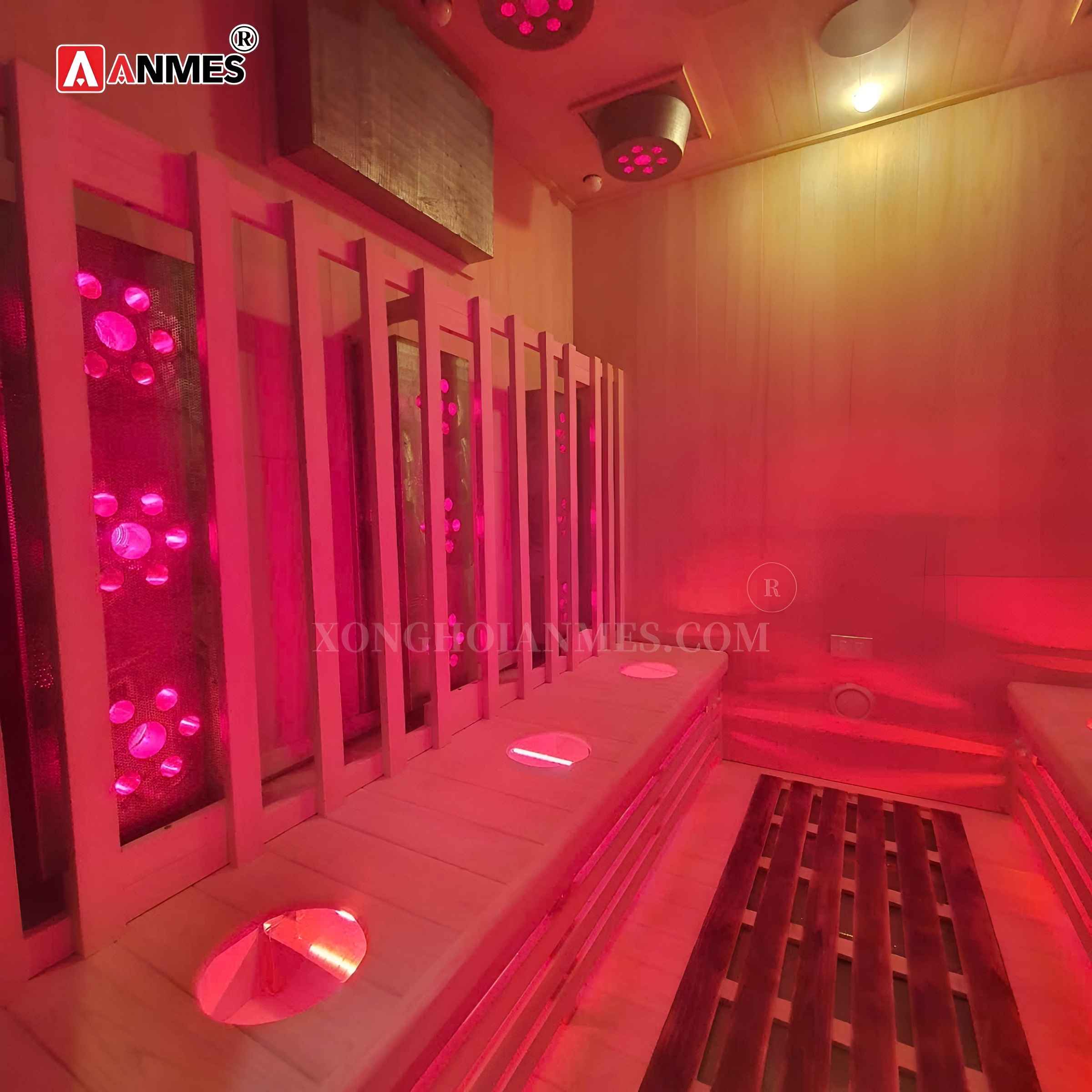 Trạm xông năng lượng 4 người