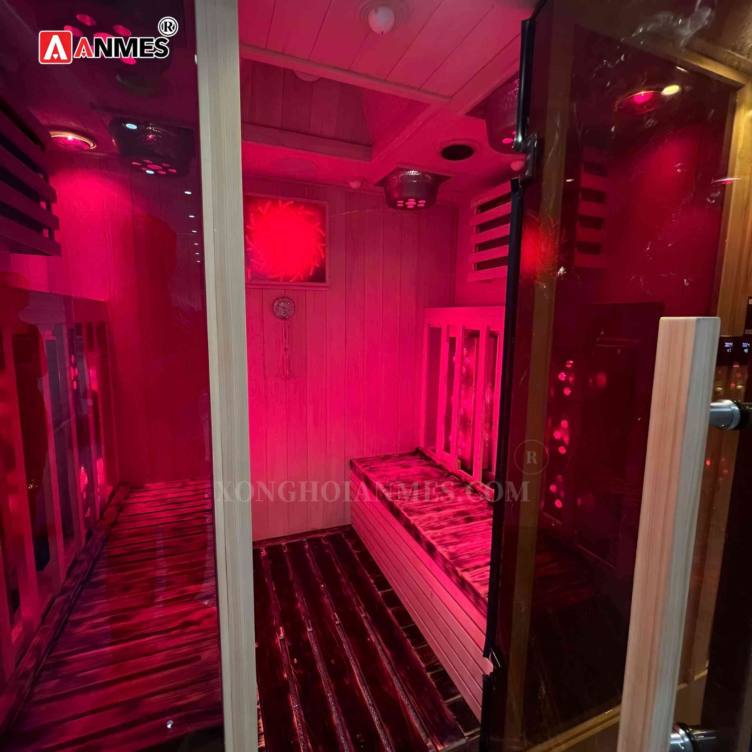 Trạm xông năng lượng 4 người