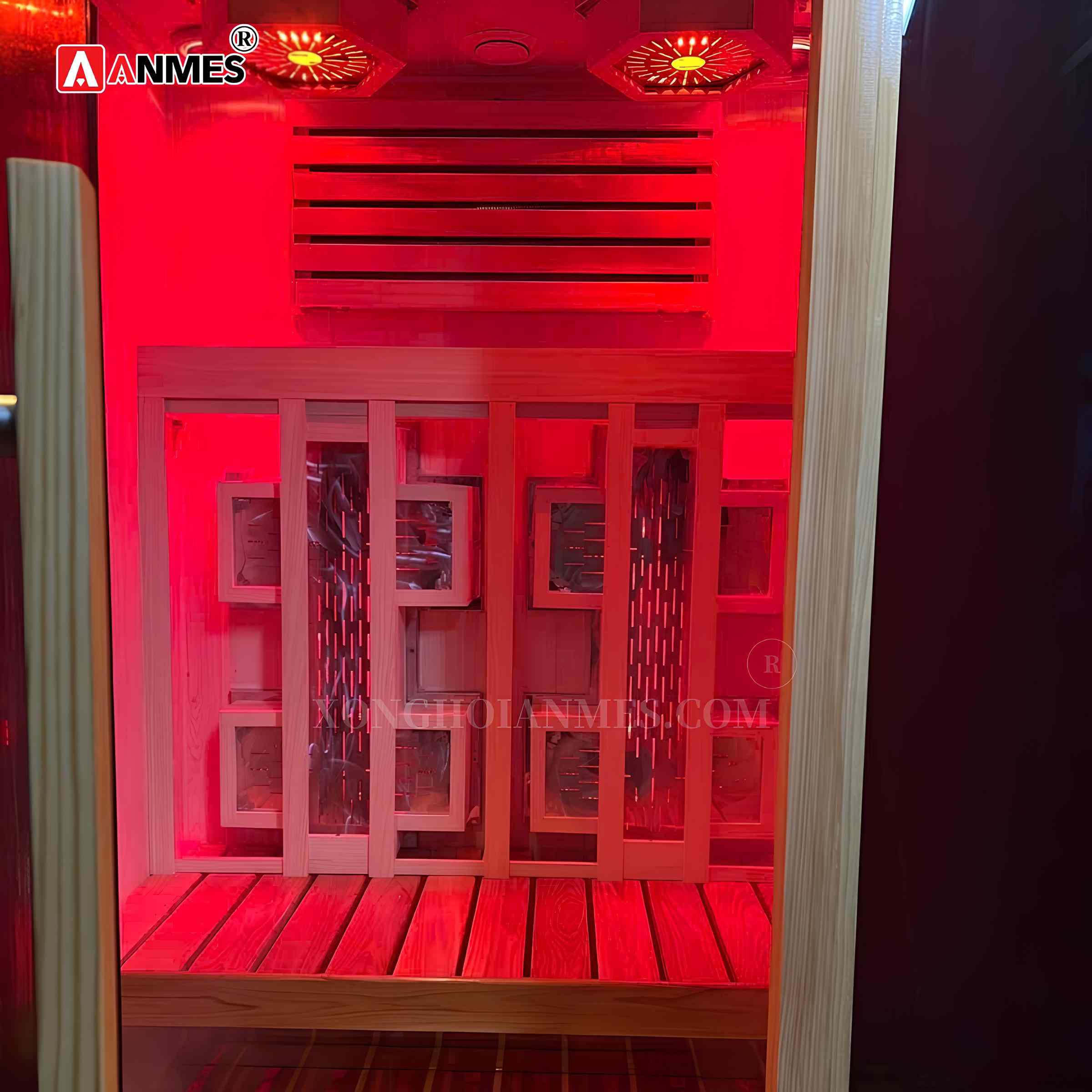 Trạm xông năng lượng 8 người